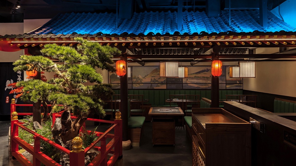 这家餐厅，用差异化的照明设计，定制出老京都的味道